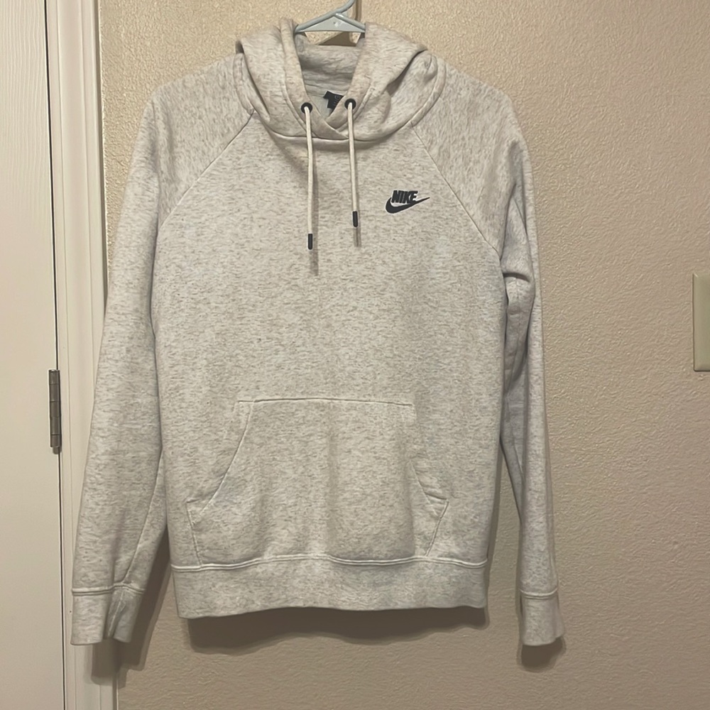 womens nike white hoodie